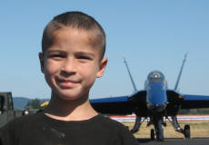 Jaedin meets Blue Angels in Hillsboro